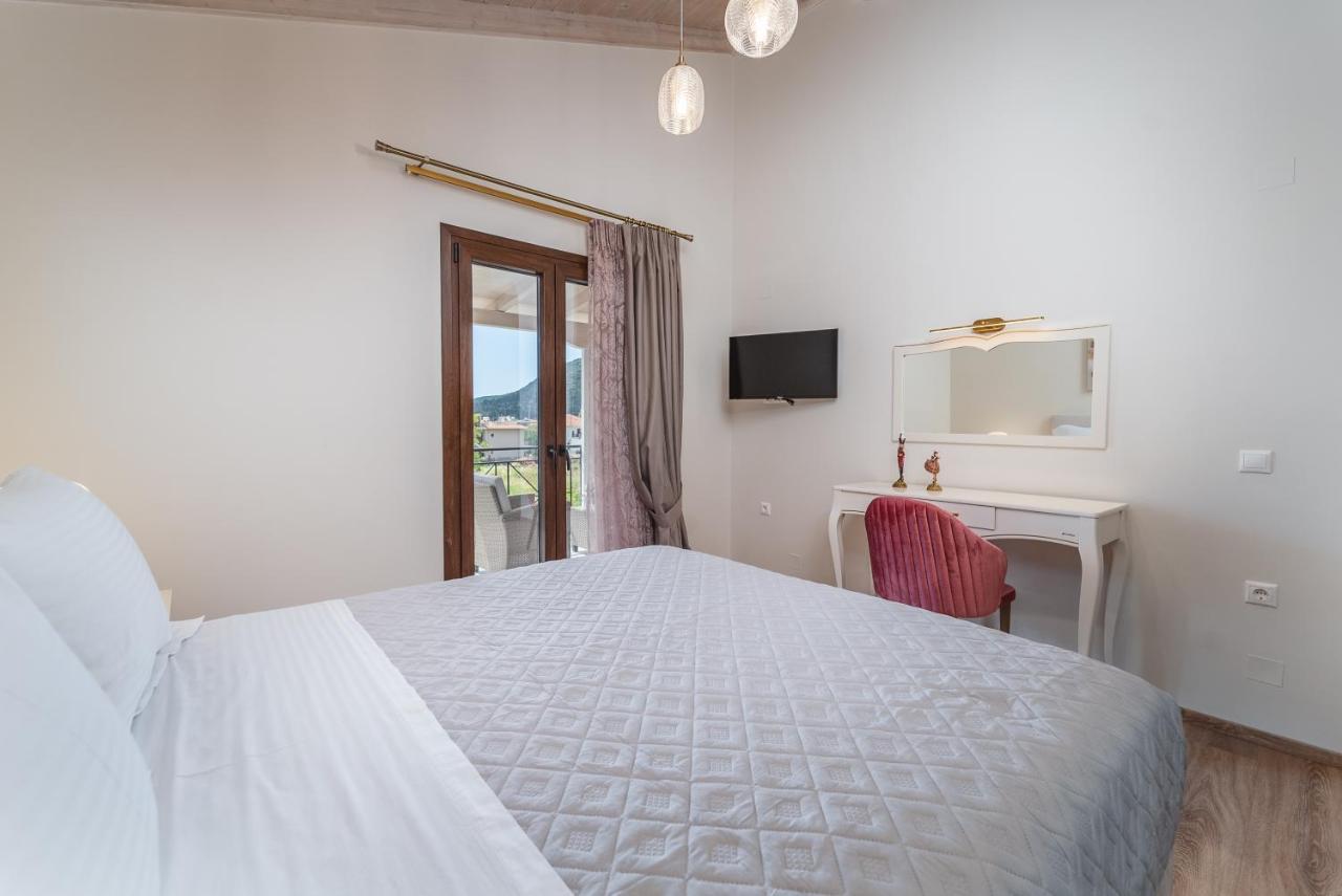 Vincenzo Suites Nydri  Ngoại thất bức ảnh